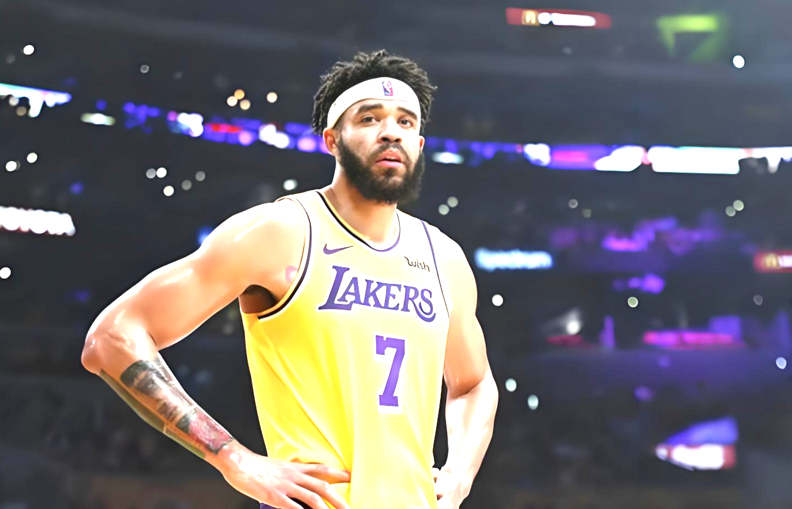 开云体育官网-从濒临退役，NBA五大囧常客，到豪取3冠1金！NBA的又一个幸运儿！